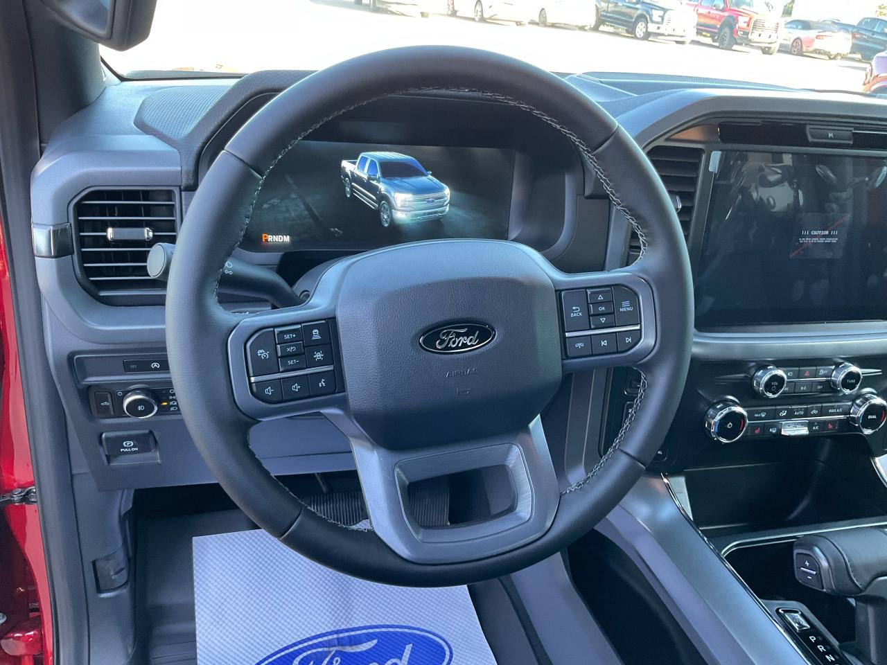 2025 Ford F-150 XLT Photo5