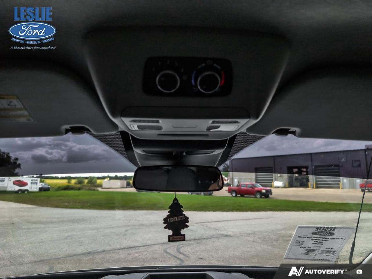 2023 Ford Transit Low Roof XLT AWD Photo