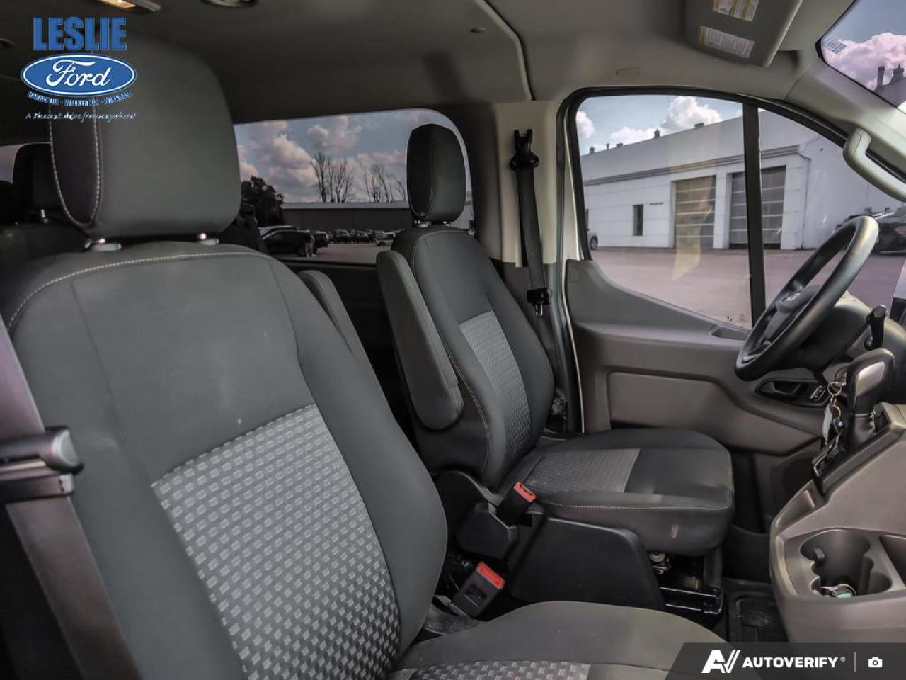 2023 Ford Transit Low Roof XLT AWD Photo