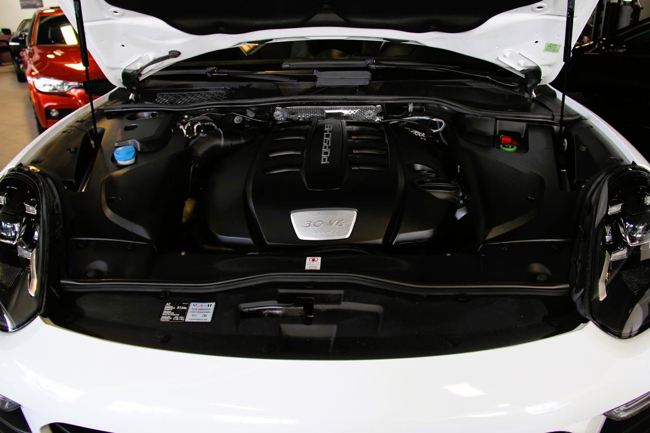 2015 Porsche Cayenne DIESEL - Photo #11