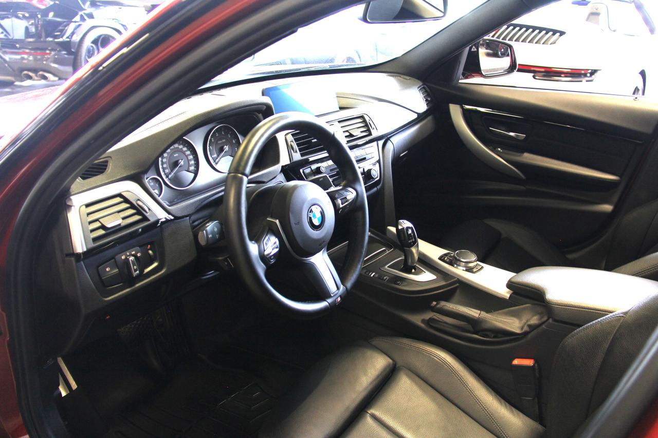 2018 BMW 3 Series 330i xDrive M sport package - Photo #10