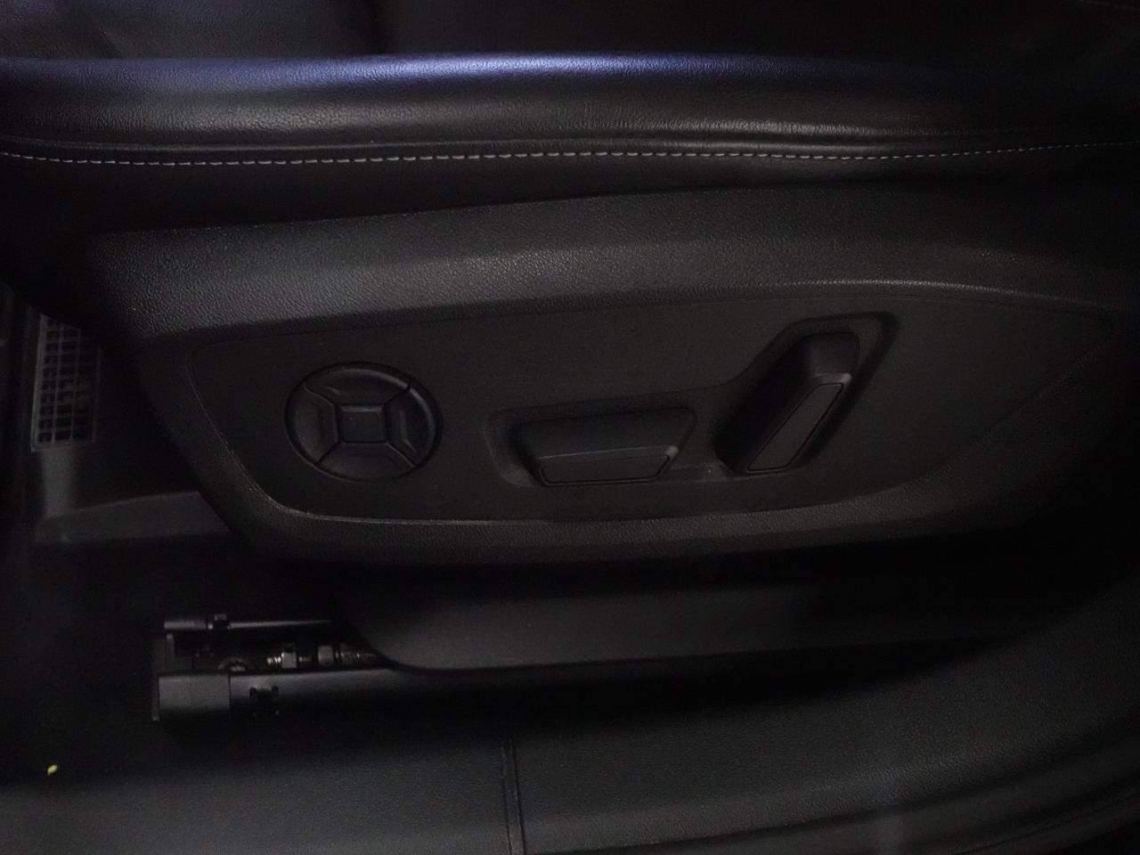 2023 Audi A3 KOMFORT | AWD | Leather | Sunroof | Digital Dash Photo