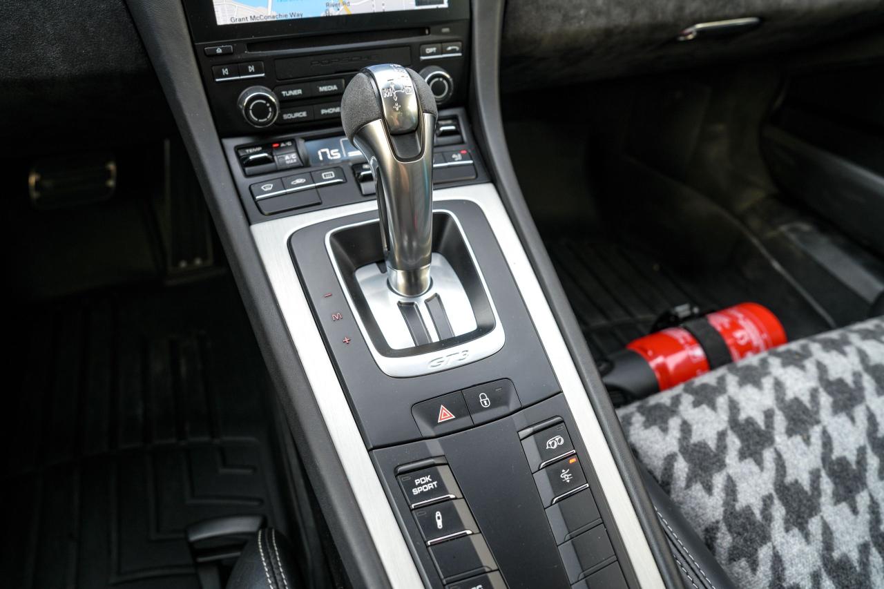 2018 Porsche 911 GT3 PDK - Photo #2