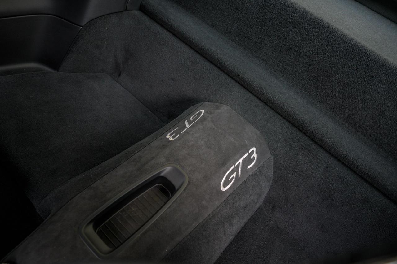 2018 Porsche 911 GT3 PDK - Photo #12