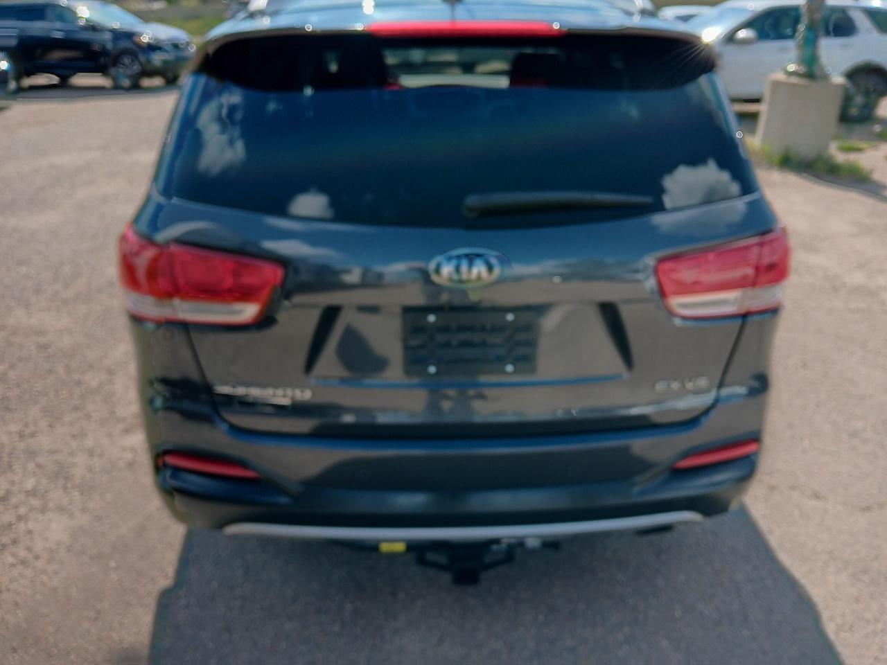 2016 Kia Sorento 3.3L EX+ AWD 7Pass, Remote, Leather, Pano, BU Cam, - Photo #6
