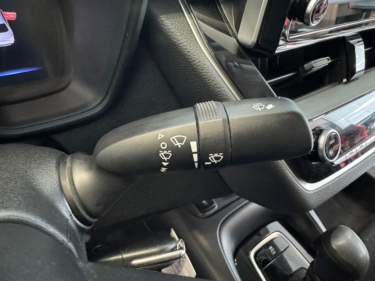 2020 Toyota Corolla LE+New Tires+Brakes+Adaptive Cruise+ApplePlay+LKA - Photo #42