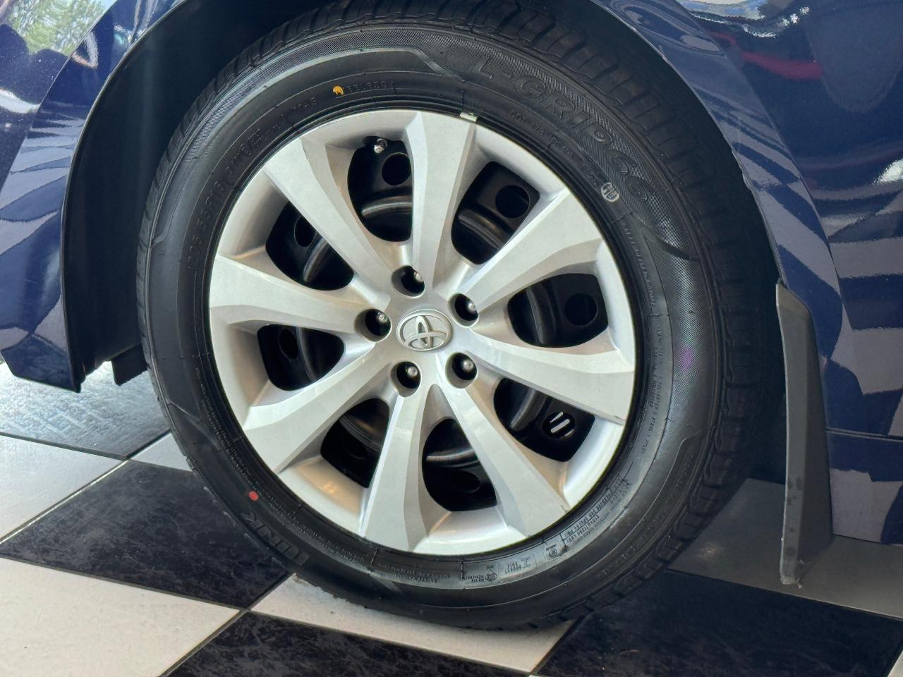 2020 Toyota Corolla LE+New Tires+Brakes+Adaptive Cruise+ApplePlay+LKA Photo47