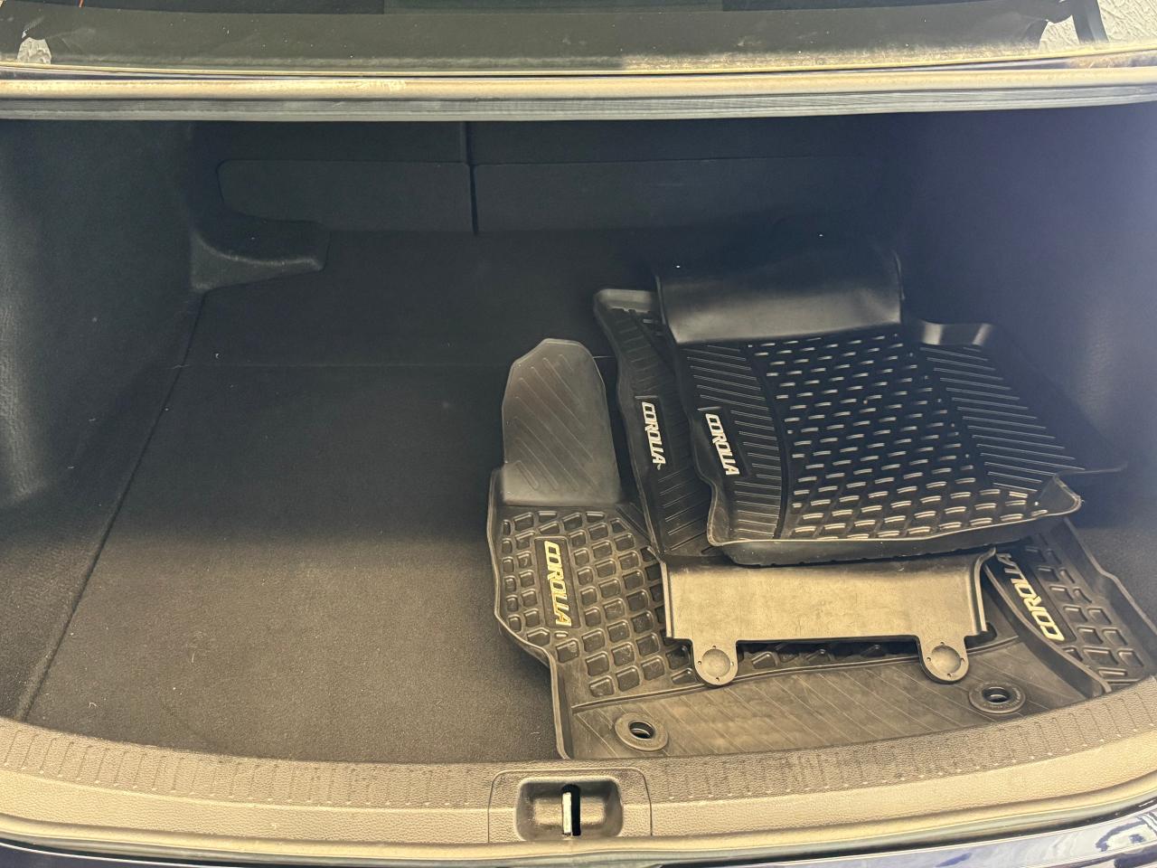 2020 Toyota Corolla LE+New Tires+Brakes+Adaptive Cruise+ApplePlay+LKA - Photo #24