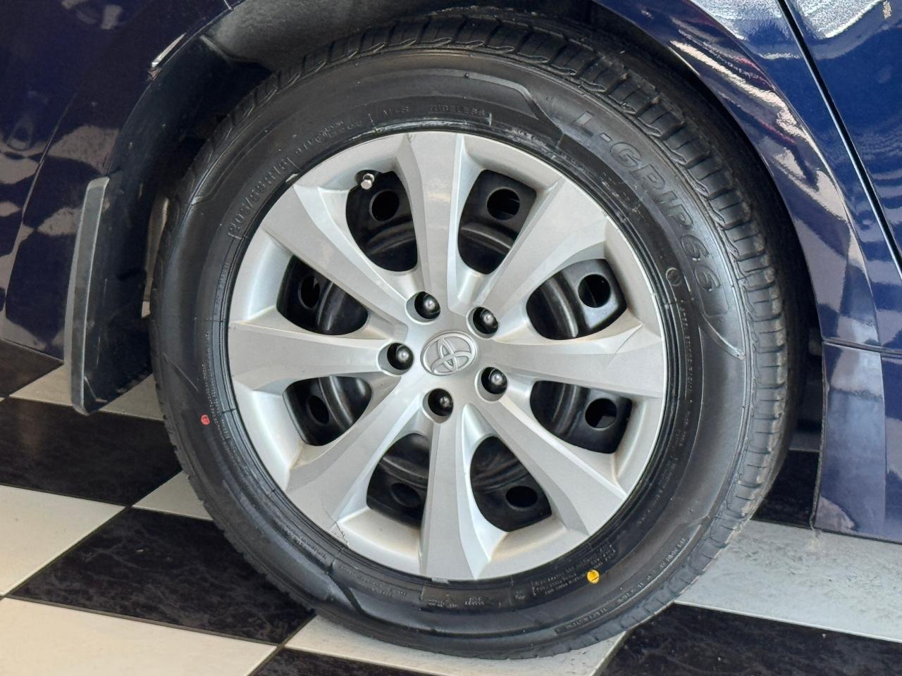 2020 Toyota Corolla LE+New Tires+Brakes+Adaptive Cruise+ApplePlay+LKA Photo48