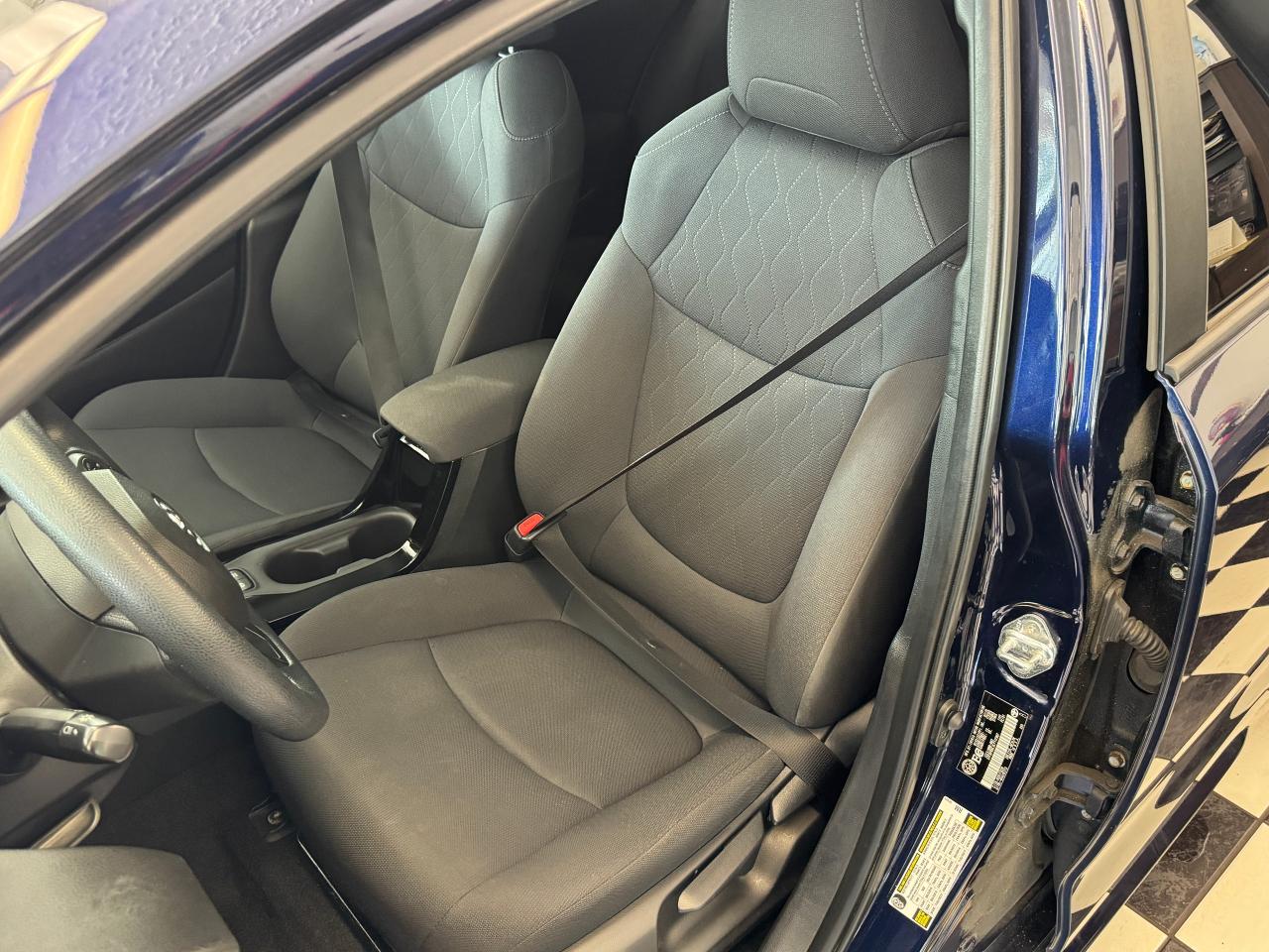 2020 Toyota Corolla LE+New Tires+Brakes+Adaptive Cruise+ApplePlay+LKA Photo18