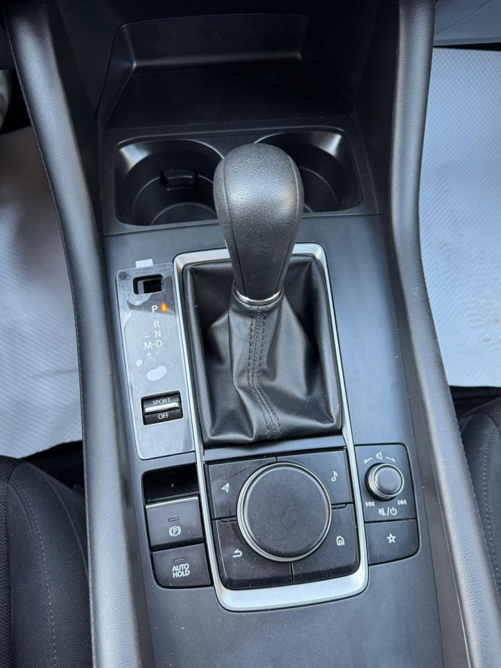 2024 Mazda MAZDA3 GX - Photo #13