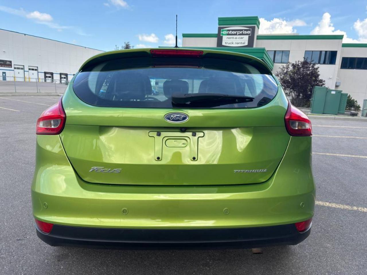 2018 Ford Focus Titanium | DEMO SPECIAL Photo3