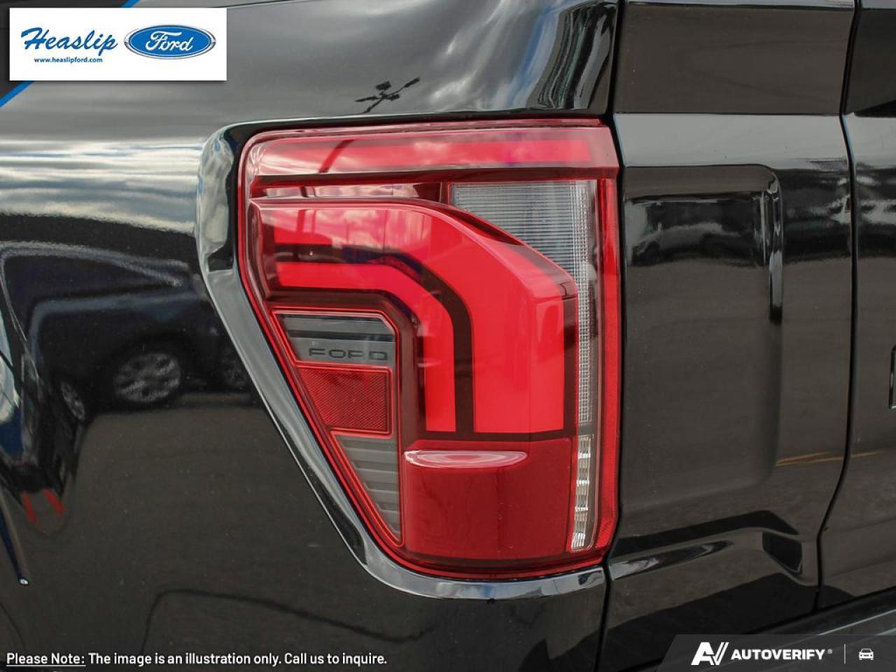 2025 Ford F-150 Platinum Photo5