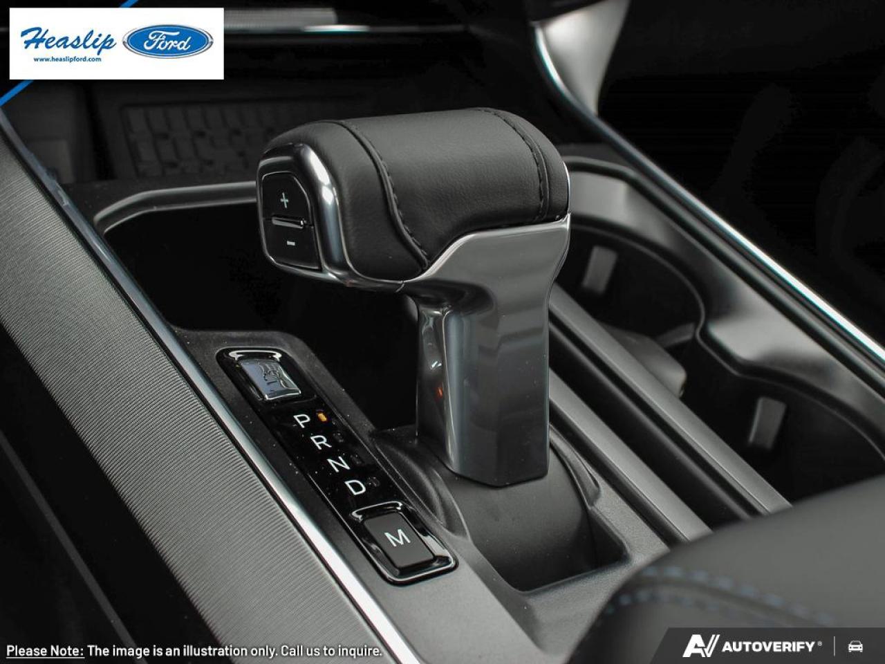 2025 Ford F-150 Platinum Photo5