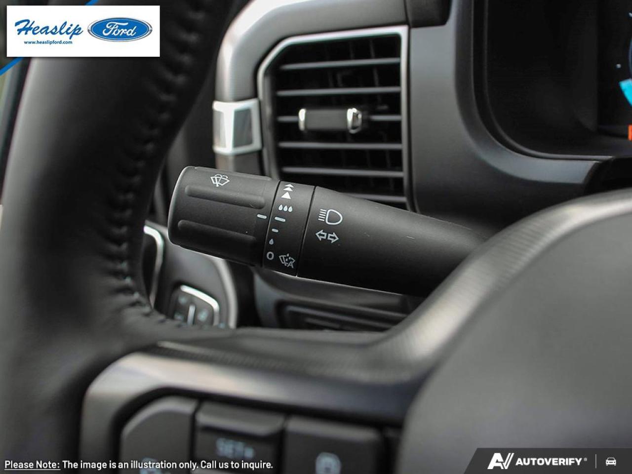 2025 Ford F-150 Platinum Photo5