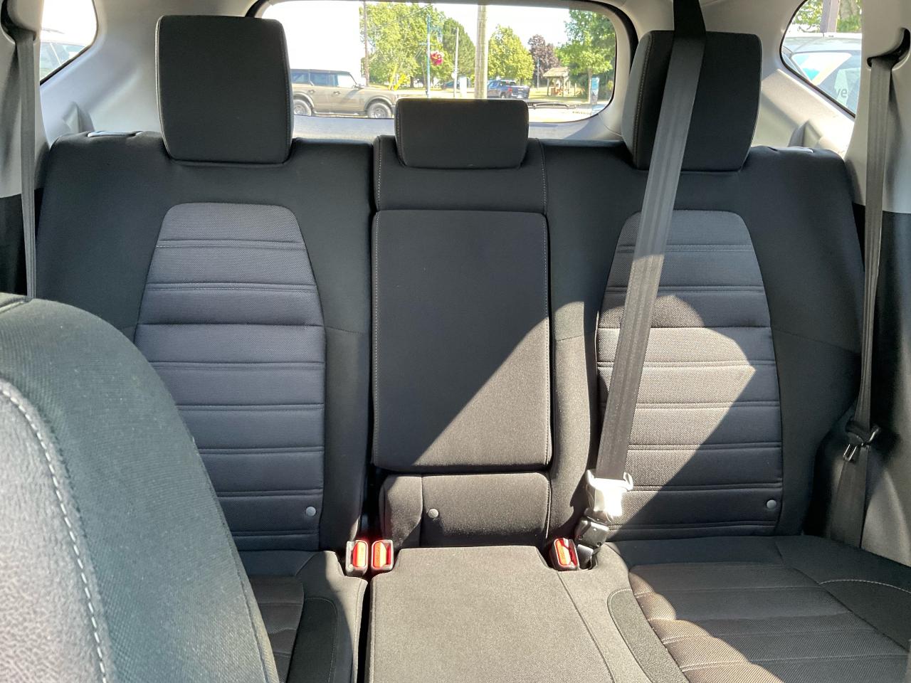 2021 Honda CR-V LX Photo5