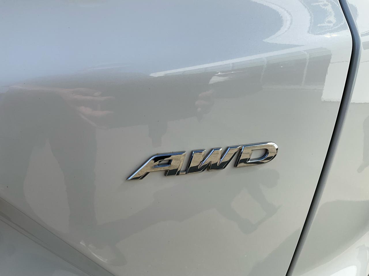 2021 Honda CR-V LX Photo5