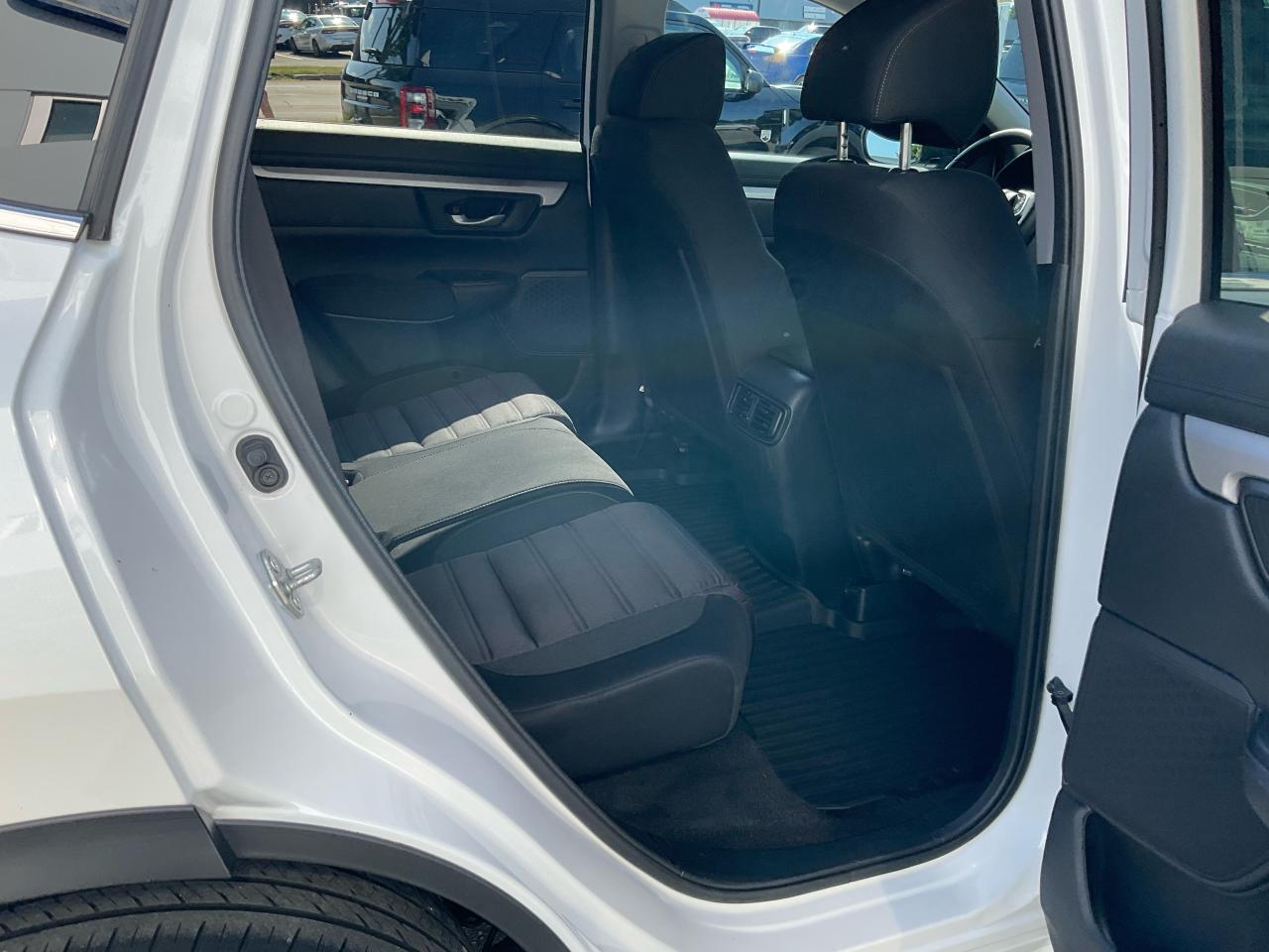 2021 Honda CR-V LX Photo5
