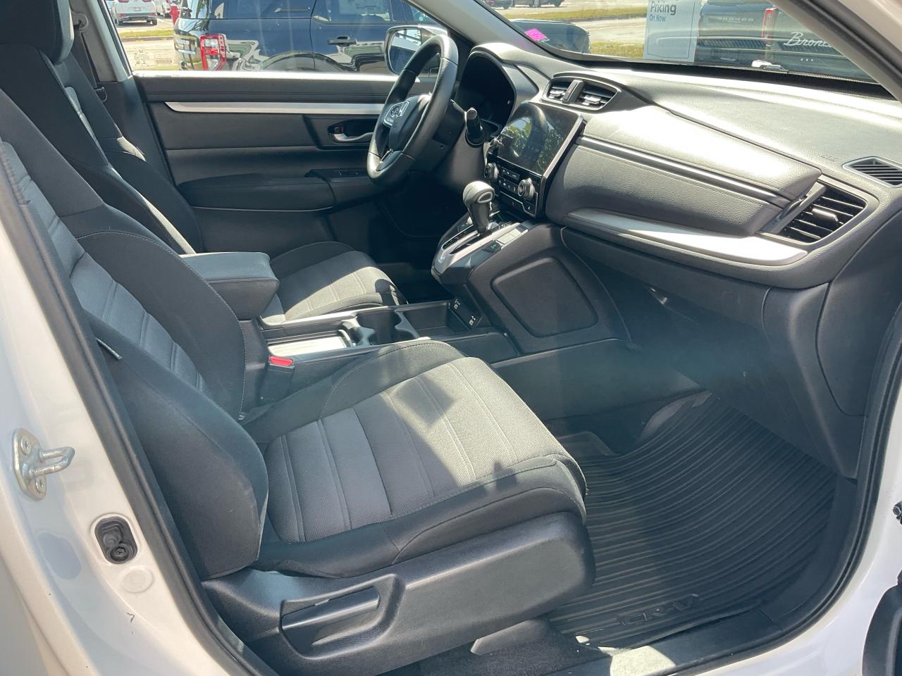 2021 Honda CR-V LX Photo5