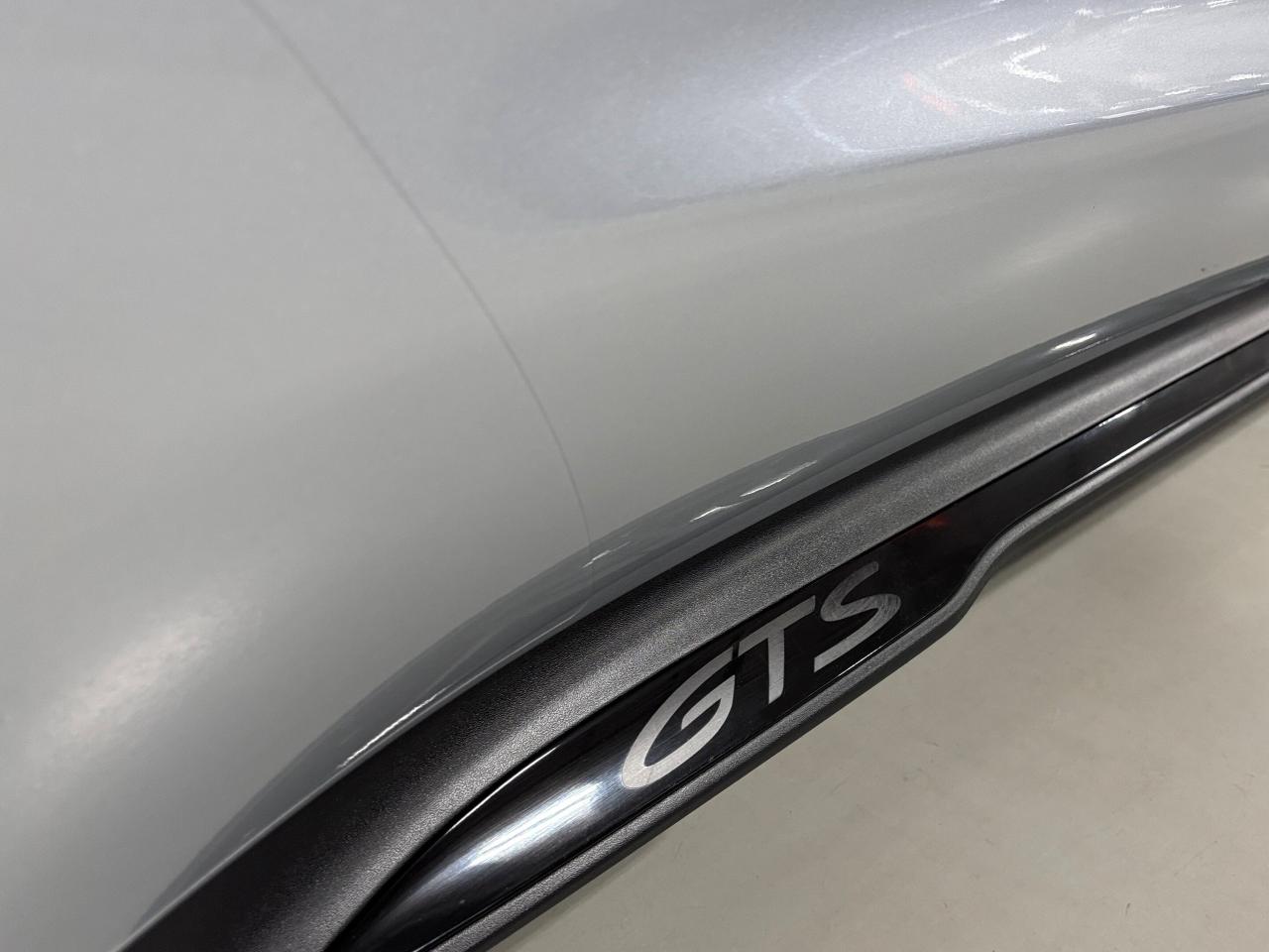 2023 Porsche Taycan GTS Sport Turismo|AWD|NO LUX TAX|PASSENGERSCREEN|+ - Photo #7