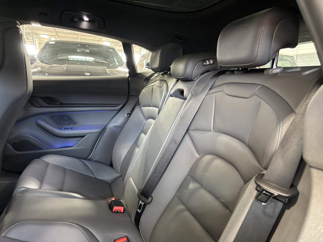 2023 Porsche Taycan GTS Sport Turismo|AWD|NO LUX TAX|PASSENGERSCREEN|+ - Photo #15