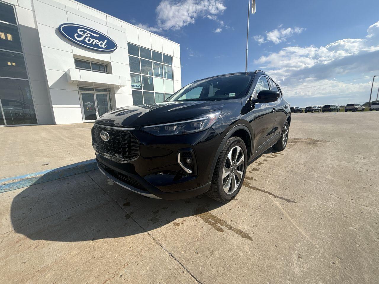 Used 2023 Ford Escape Platinum AWD for sale in Wainwright, AB
