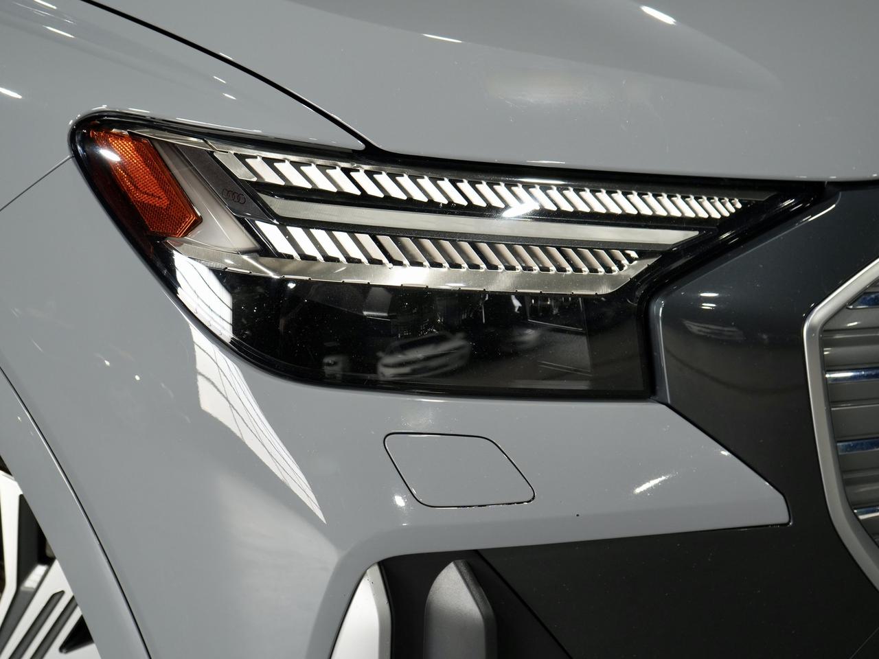 2024 Audi Q4 e-tron 50 quattro Photo