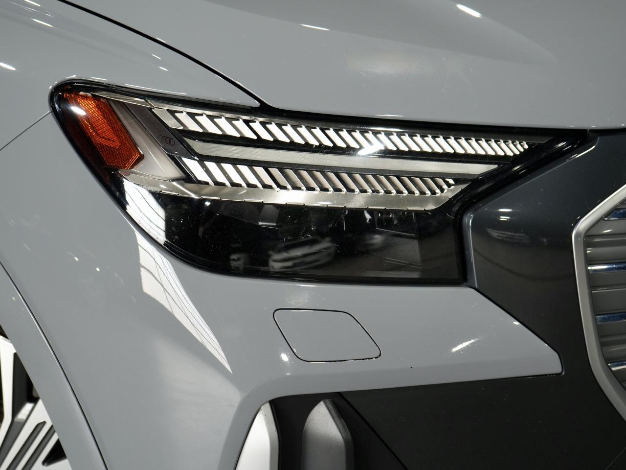 2024 Audi Q4 e-tron 50 quattro Photo