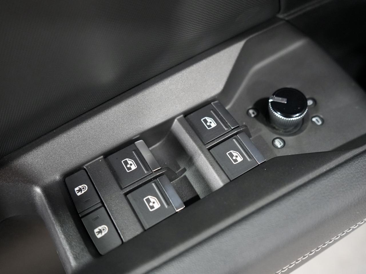 2024 Audi Q4 e-tron 50 quattro Photo