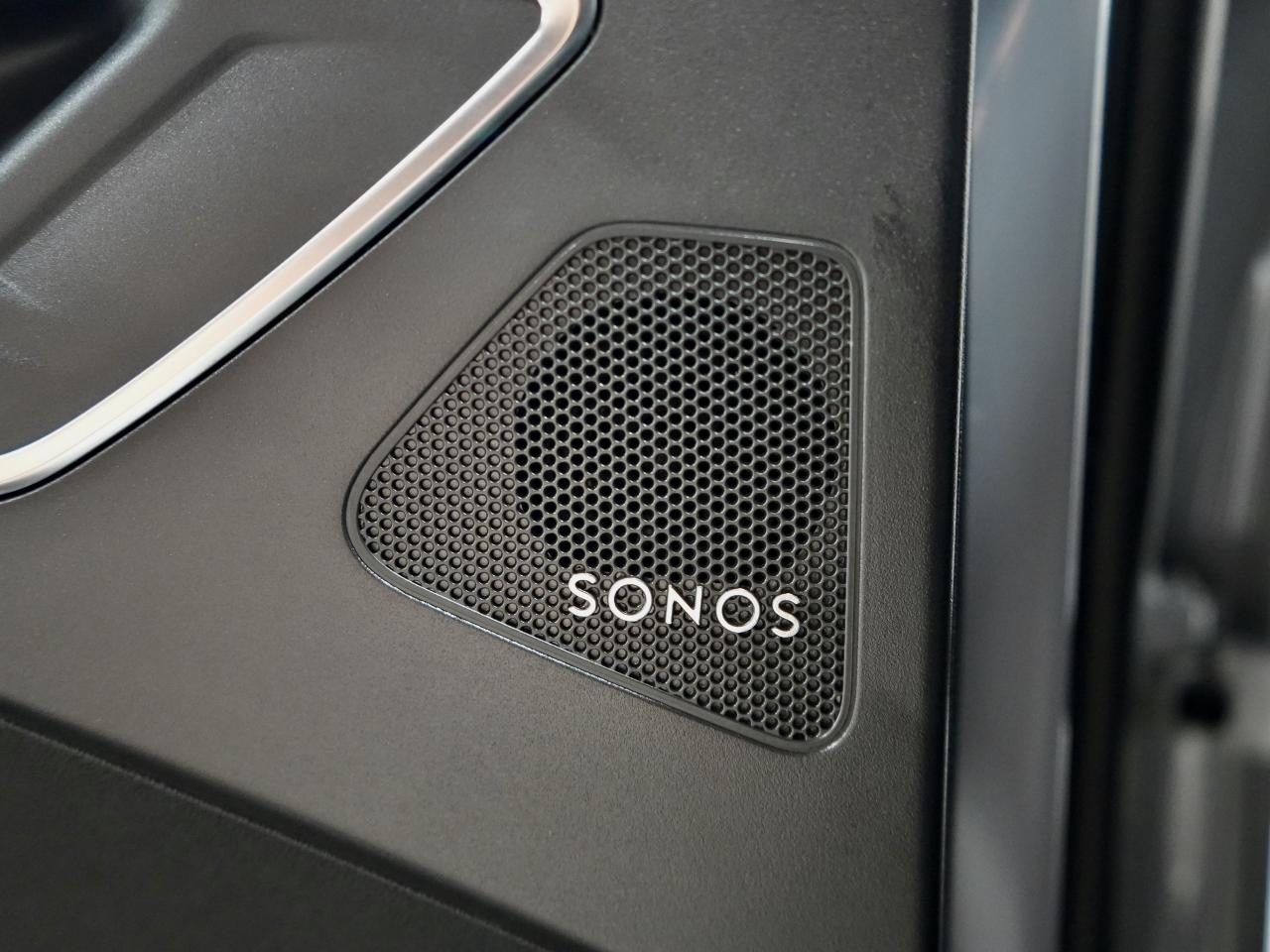 2024 Audi Q4 e-tron 50 quattro Photo