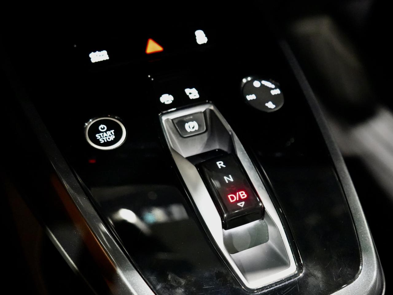 2024 Audi Q4 e-tron 50 quattro Photo