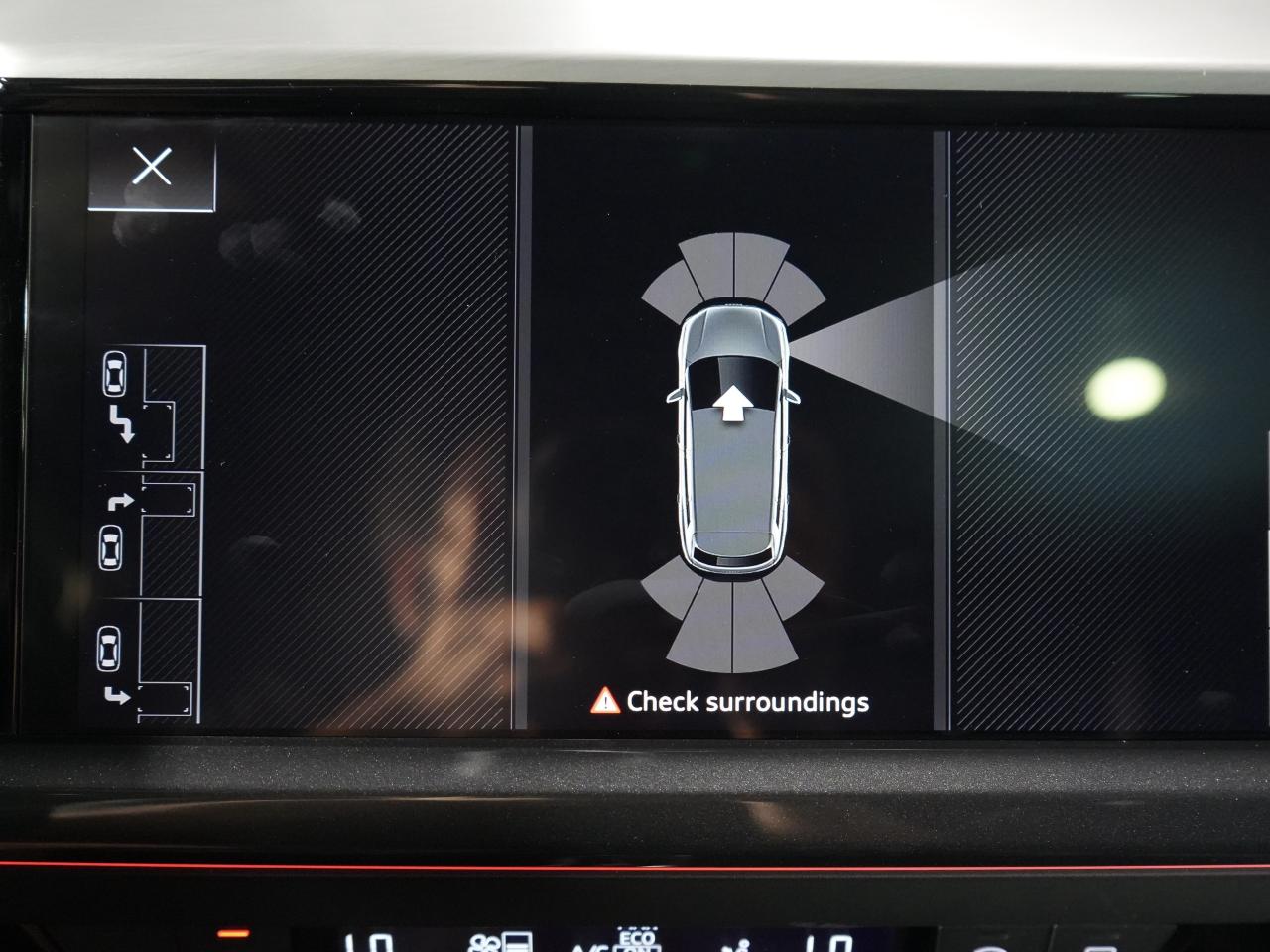 2024 Audi Q4 e-tron 50 quattro Photo