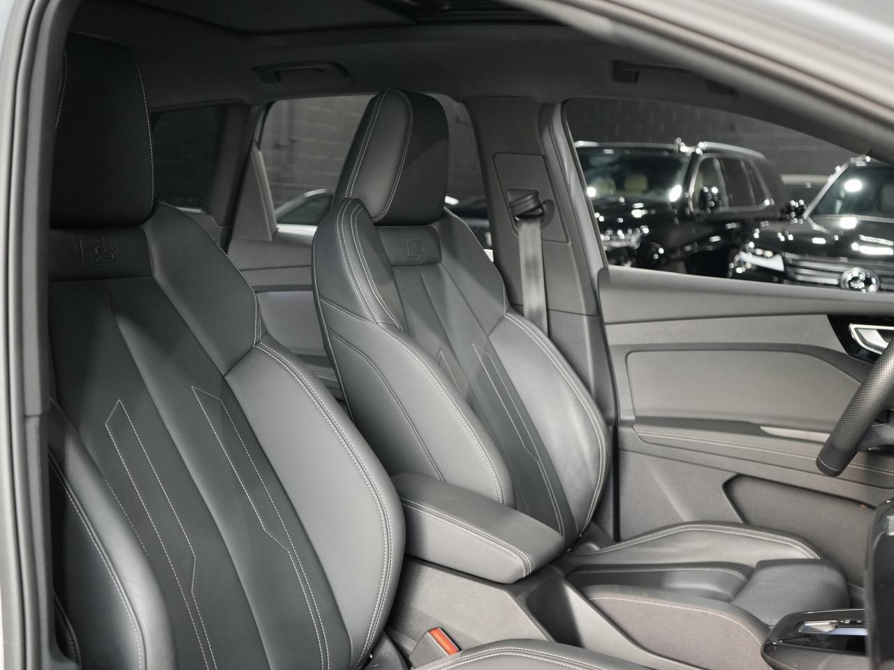 2024 Audi Q4 e-tron 50 quattro Photo