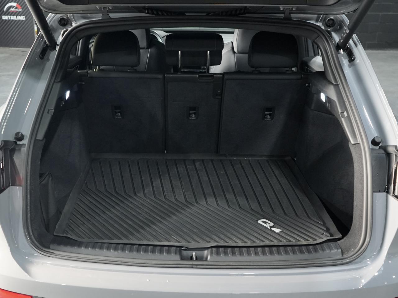 2024 Audi Q4 e-tron 50 quattro Photo