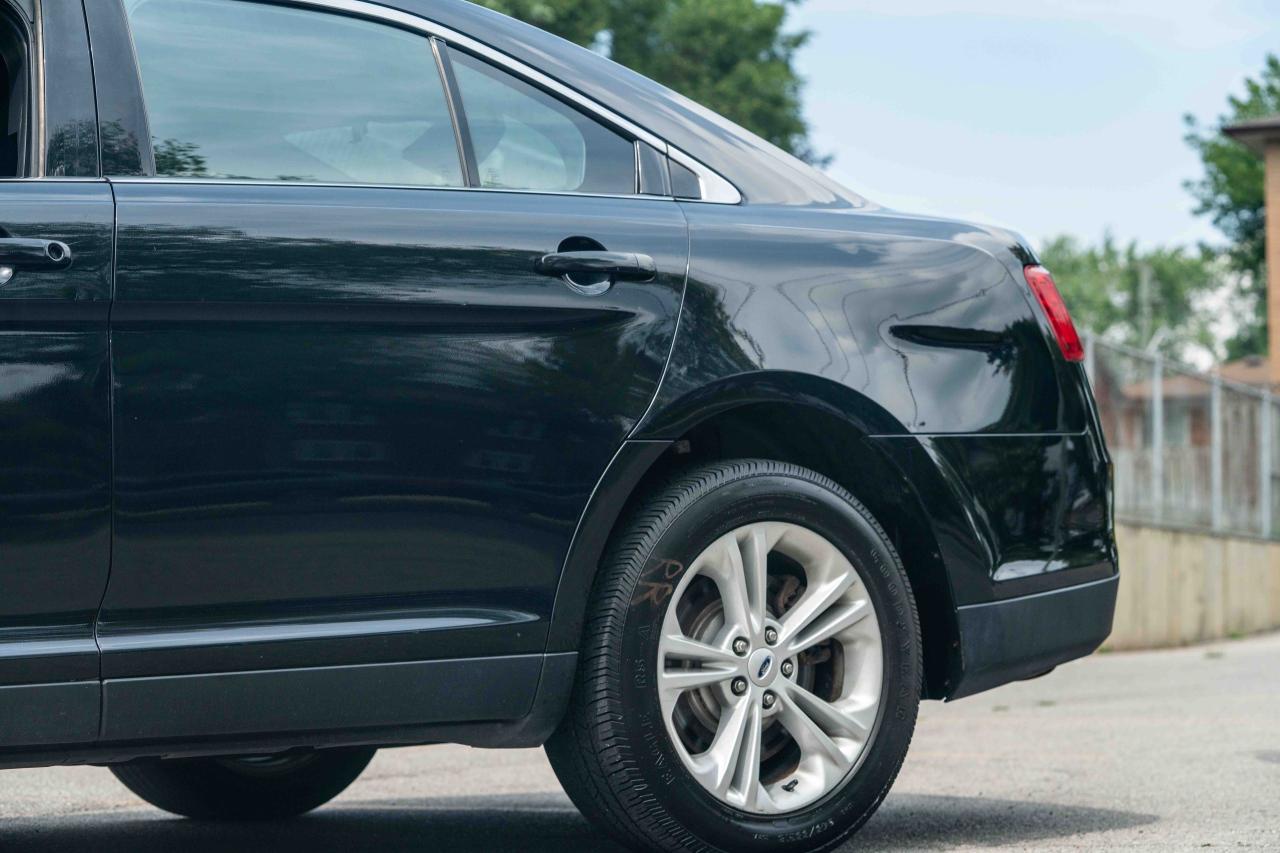 2017 Ford Taurus AWD POLICE INTERCEPTOR SEDAN - Photo #14