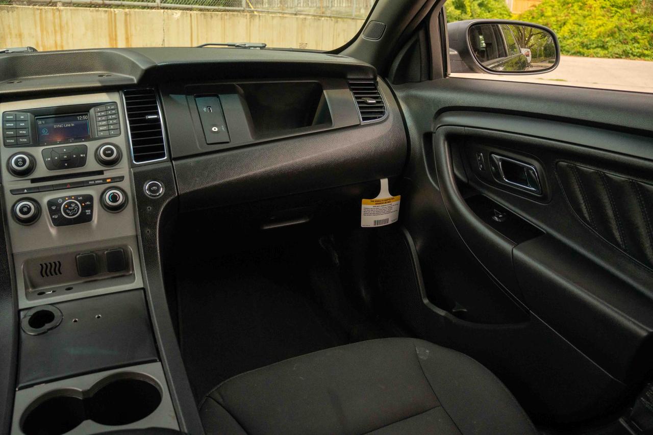 2017 Ford Taurus AWD POLICE INTERCEPTOR SEDAN - Photo #38