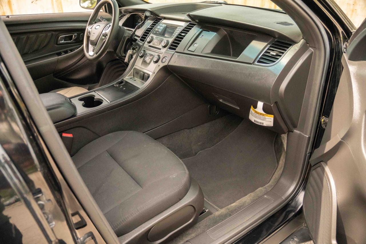 2017 Ford Taurus AWD POLICE INTERCEPTOR SEDAN - Photo #45