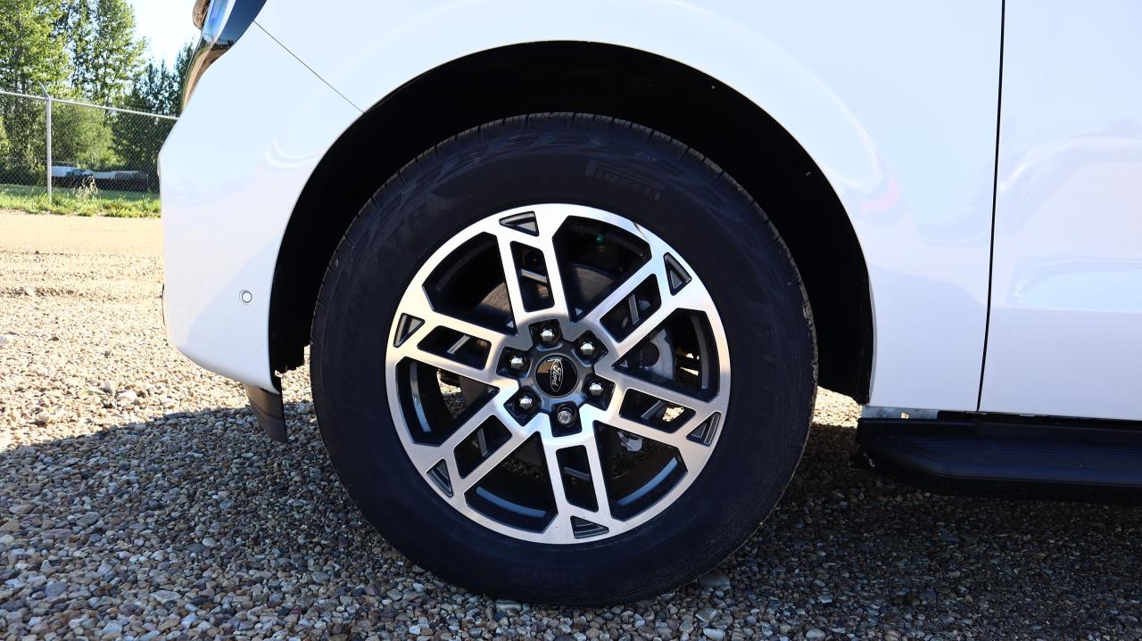 2025 Ford Expedition Active Max Photo5