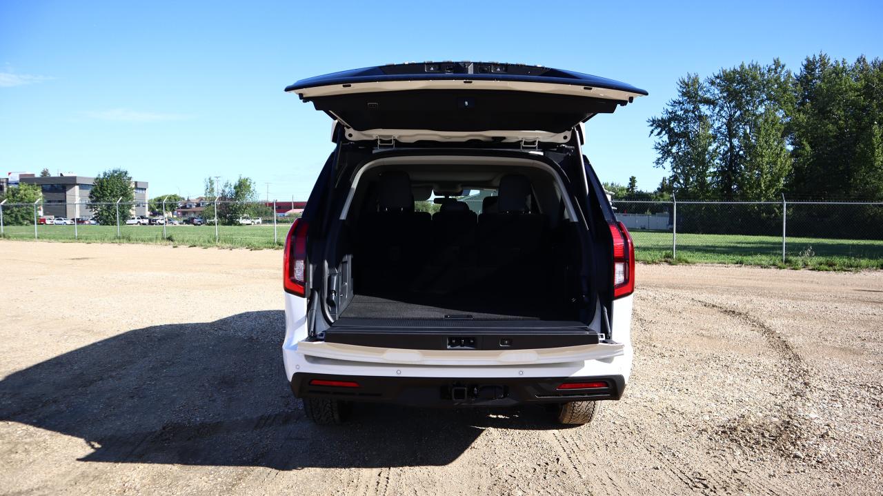 2025 Ford Expedition Active Max Photo5