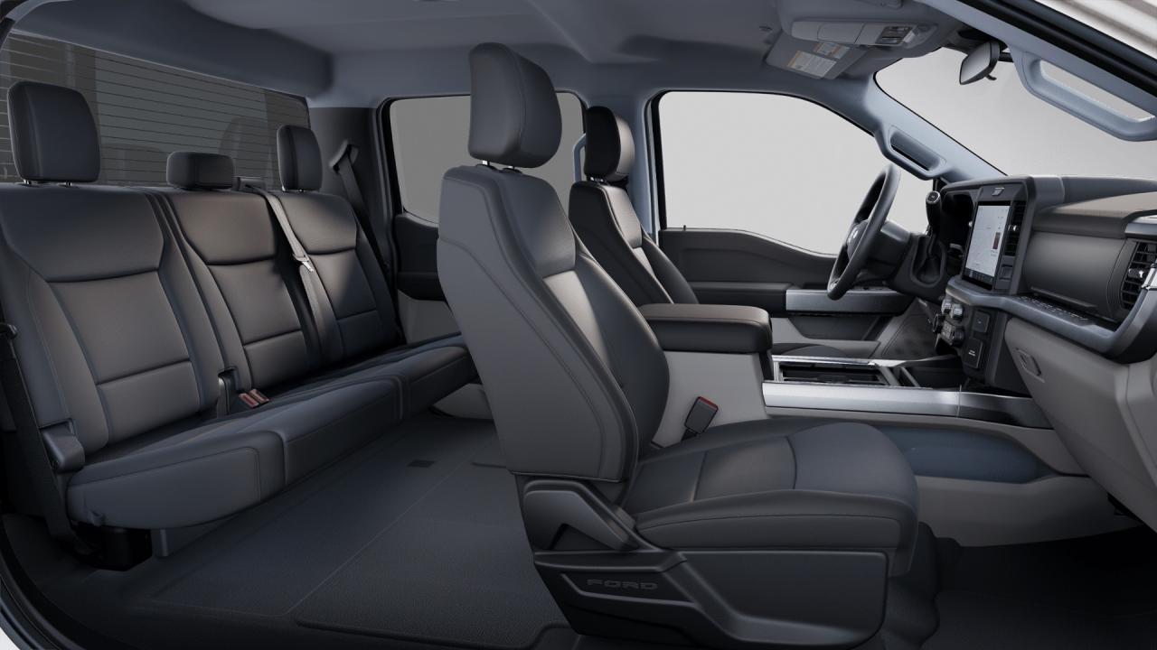 2025 Ford F-250 Super Duty SRW XLT Photo5