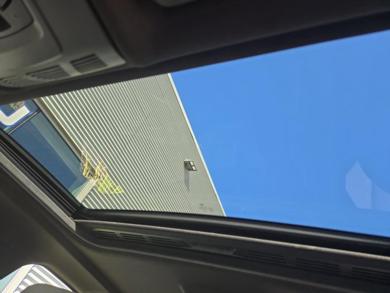 12833359