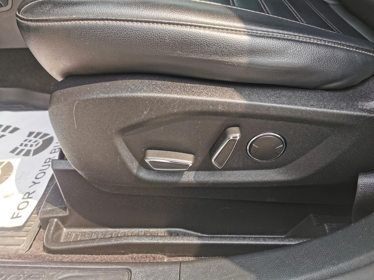 2019 Ford Edge SEL AWD - Photo #12