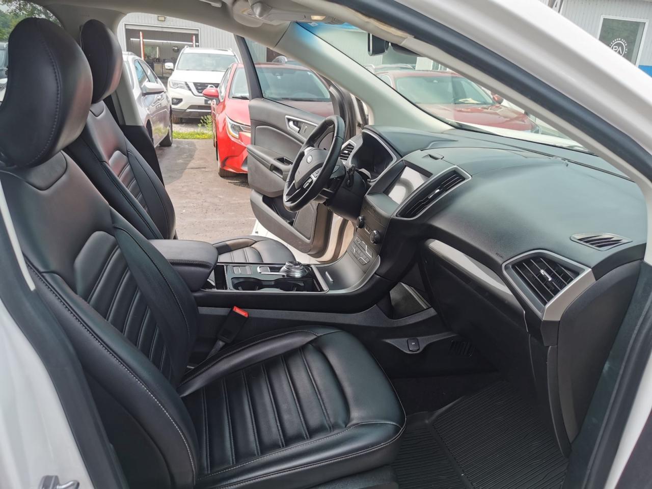 2019 Ford Edge SEL AWD - Photo #19