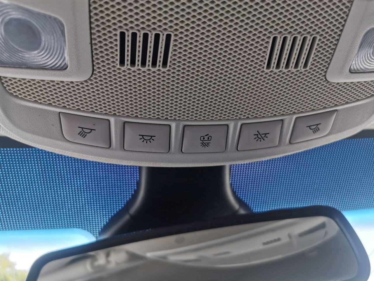 2019 Ford Edge SEL AWD - Photo #33