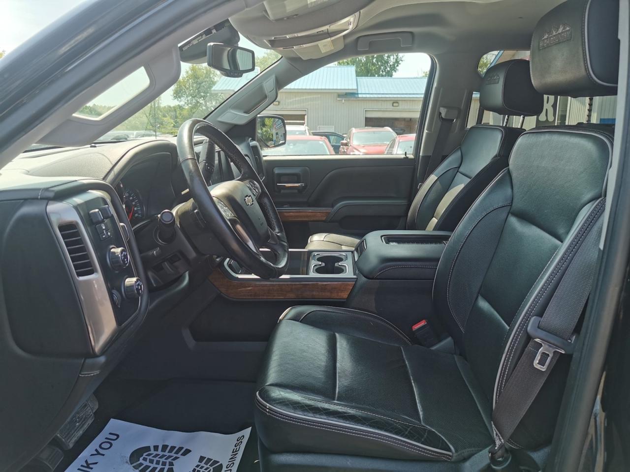 2017 Chevrolet Silverado 1500 High Country Short Box - Photo #10