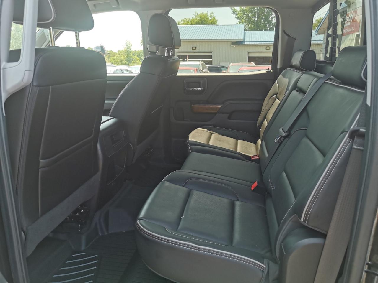 2017 Chevrolet Silverado 1500 High Country Short Box - Photo #14