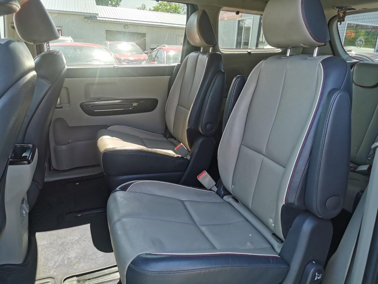 2018 Kia Sedona SX - Photo #14