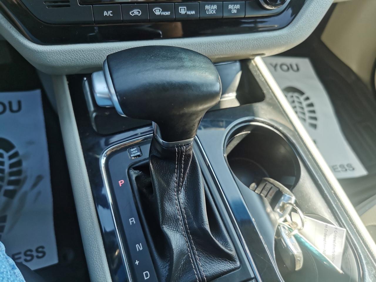 2018 Kia Sedona SX - Photo #27