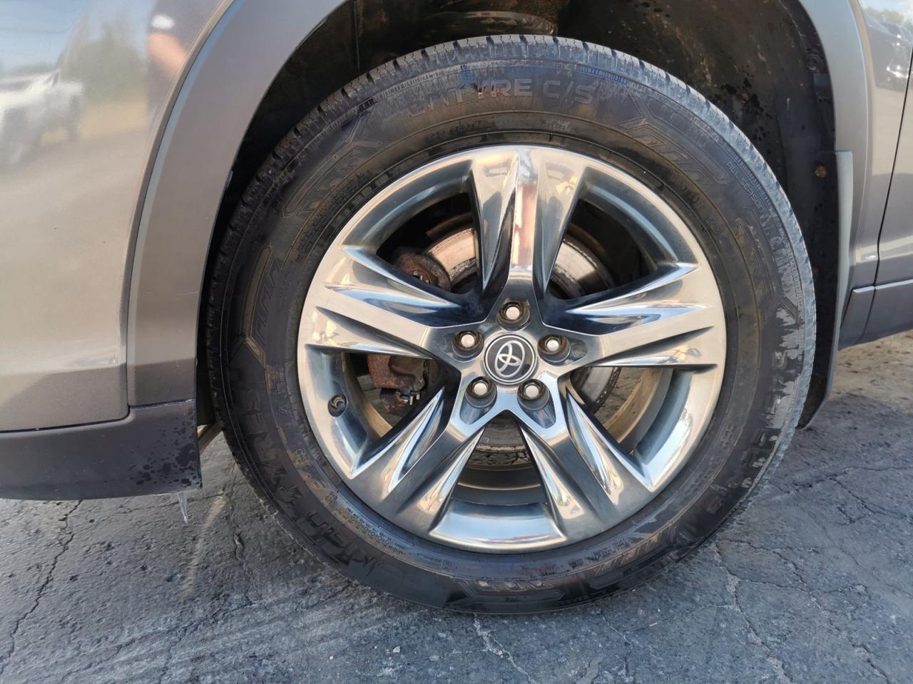 2018 Toyota Highlander Limited V6 - Photo #9