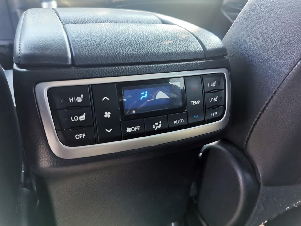2018 Toyota Highlander Limited V6 - Photo #17
